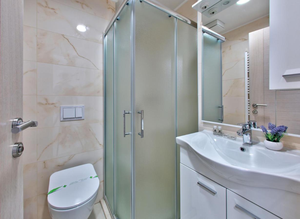 Hotel Dompes Мостар Екстериор снимка