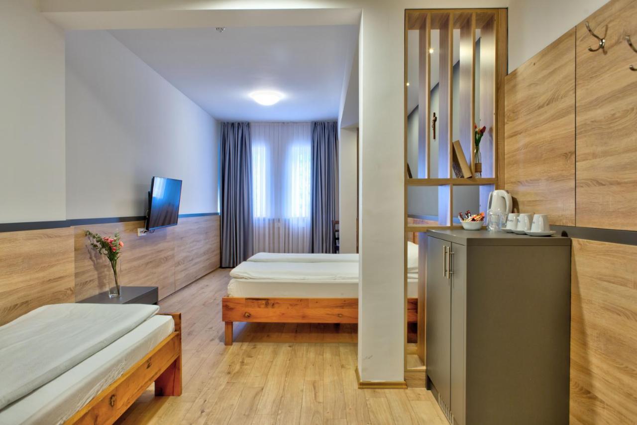 Hotel Dompes Мостар Екстериор снимка
