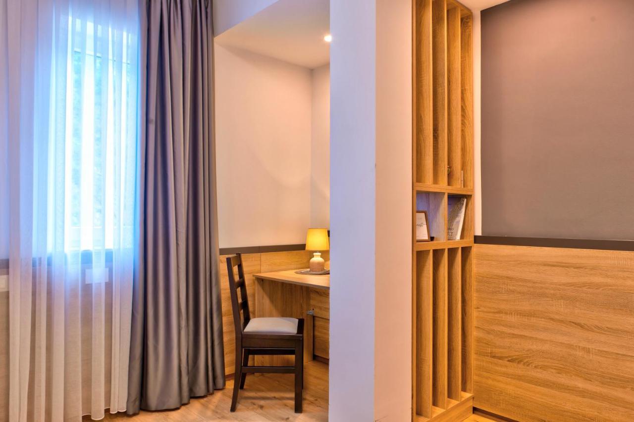 Hotel Dompes Мостар Екстериор снимка